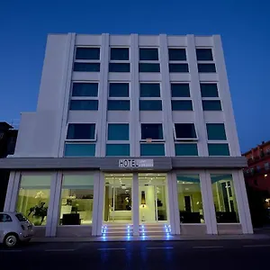 san-giuliano.hotelslidodijesolo.com/
