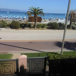 Apartment In Riva Al Mare