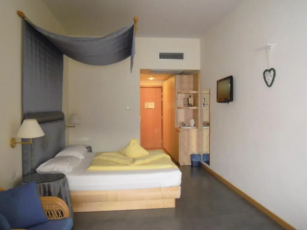 Beach Hotel Du Lac Malcesine
