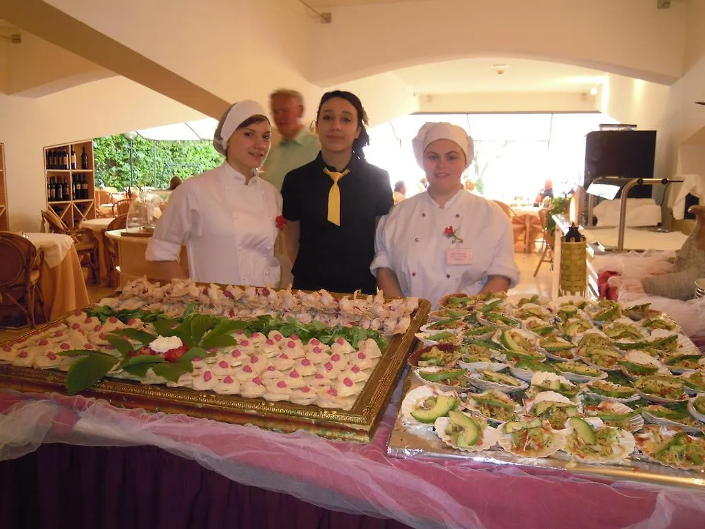 ****  Beach Hotel Du Lac Malcesine Italy