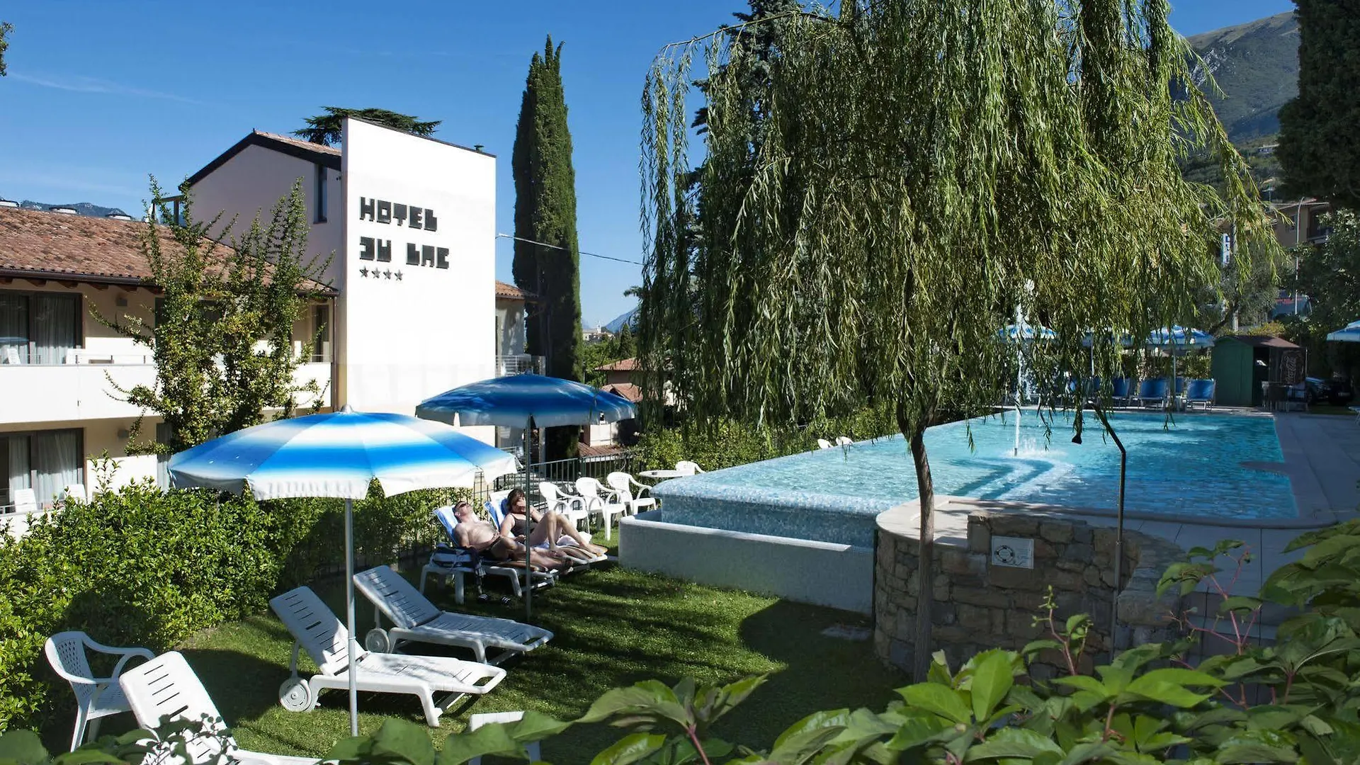 Beach Hotel Du Lac Malcesine Italy